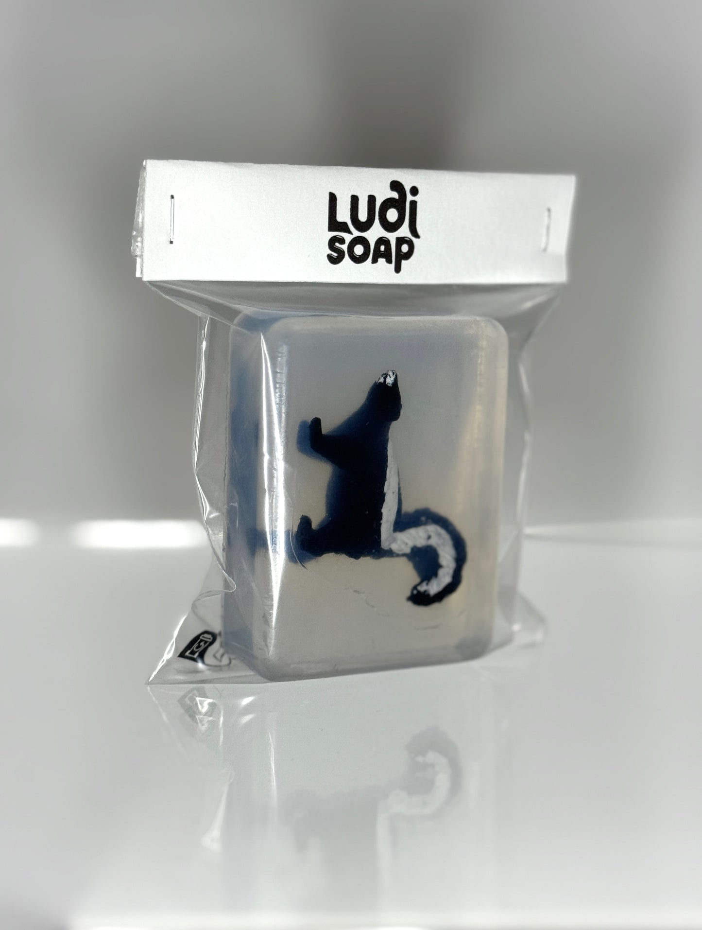 Savon Transparent Artisanal avec Figurine